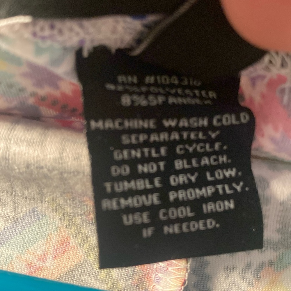 Derek Heart multi colored patterned leggings - Picture 5 of 6